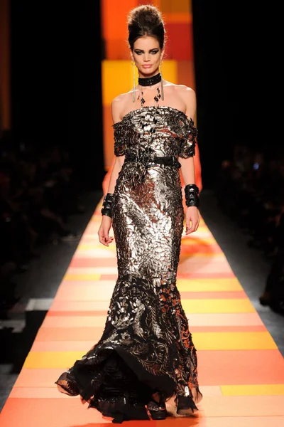 Look 36